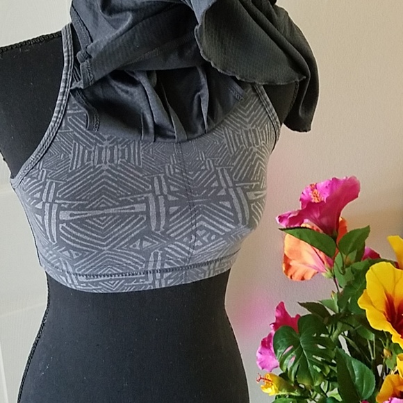 MPG Workout top Size Small - Picture 4 of 6